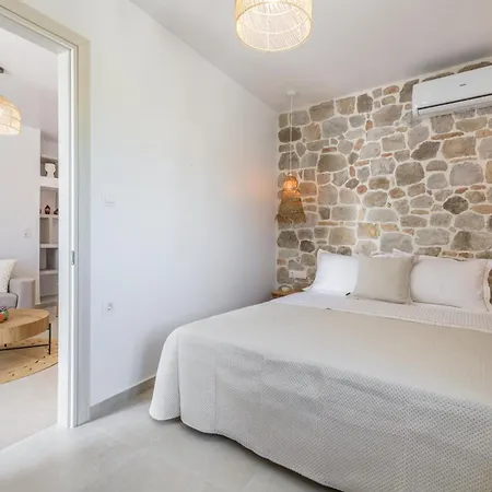Muca Tatil Evi Triovasálos